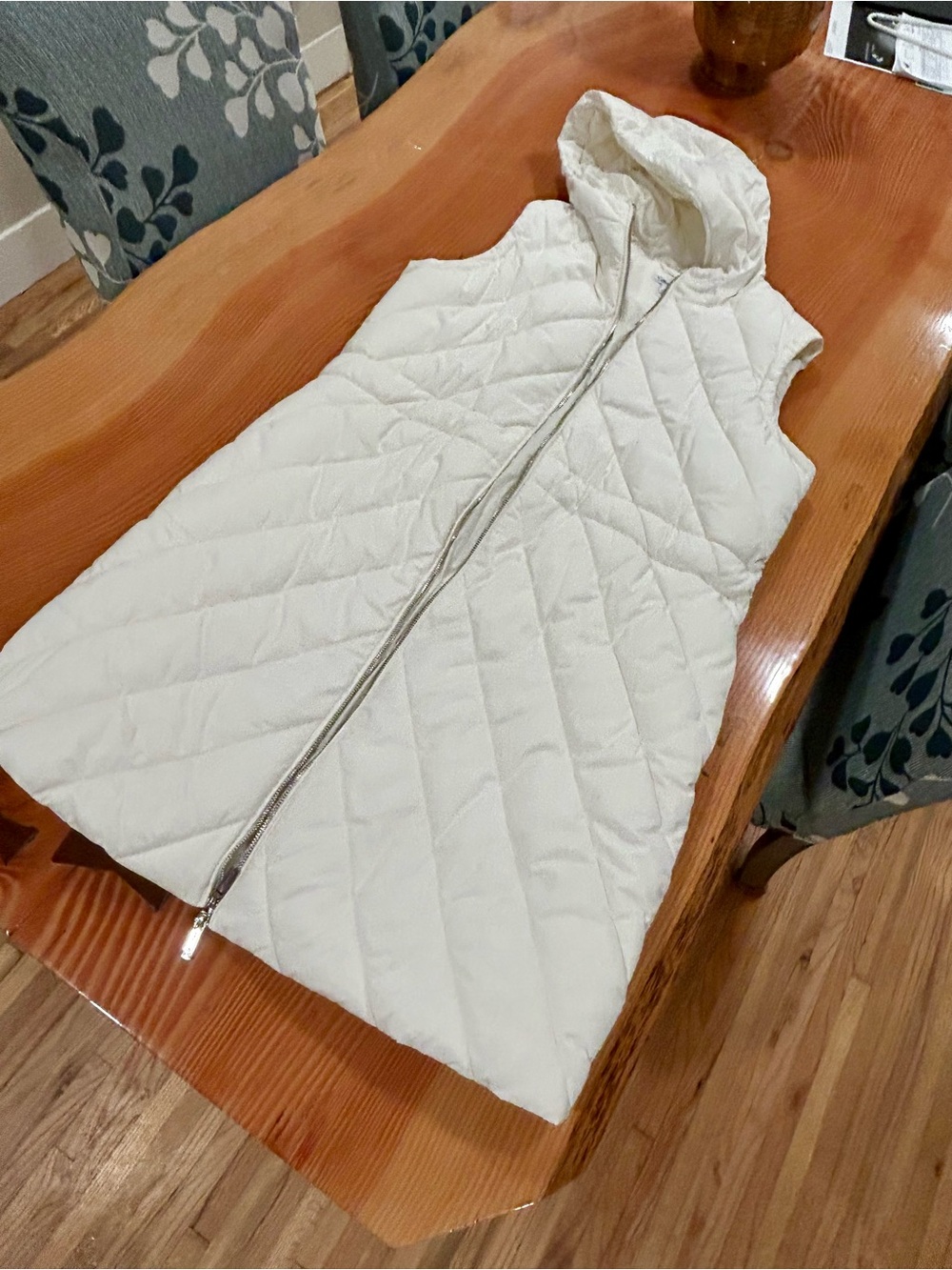 Calvin Klein Women's Quilted Longline Hooded Vest in White Size Large